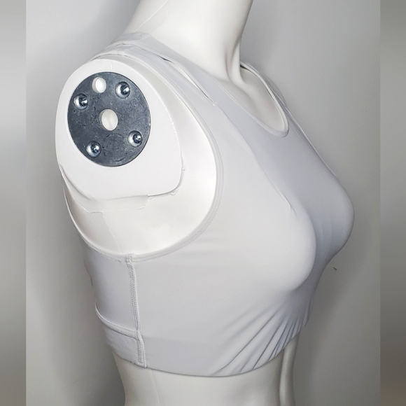 Lululemon Size 8 B/C -Sports Bra in Ocean Air Color (Light Gray) - Picture 7 of 12